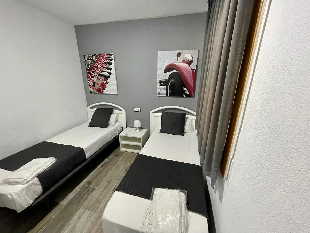 For A Stay Santillana Plaza Salou Spanien